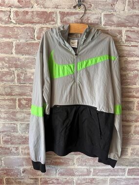 Nike Gray and Neon Green Half-Zip Windbreaker Hoodie